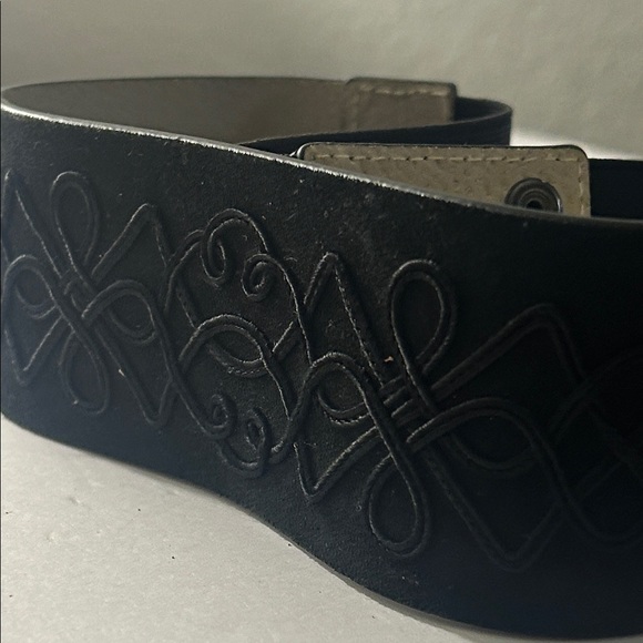 Women’s Black Embossed Leather Belt. S - Picture 1 of 4